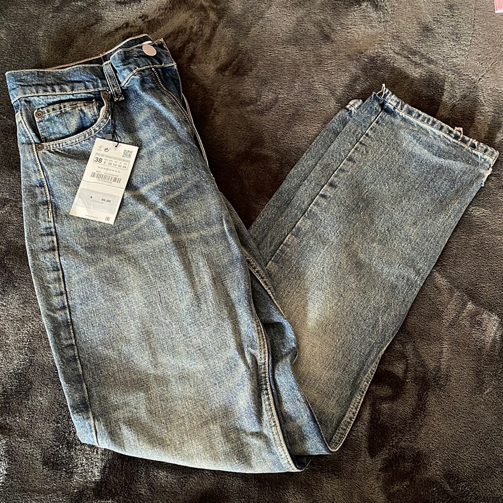 Brand New Zara Straight Leg Jeans